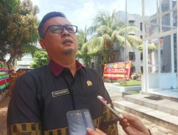Ketua DPRD Kota Metro Soroti Pungutan Rp. 100.000 Kepedagang Pasar Senja